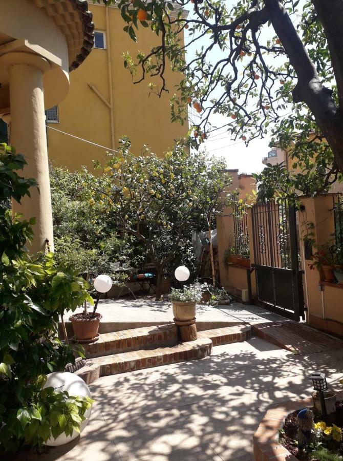 Apartamento Les Violettes Menton Exterior foto
